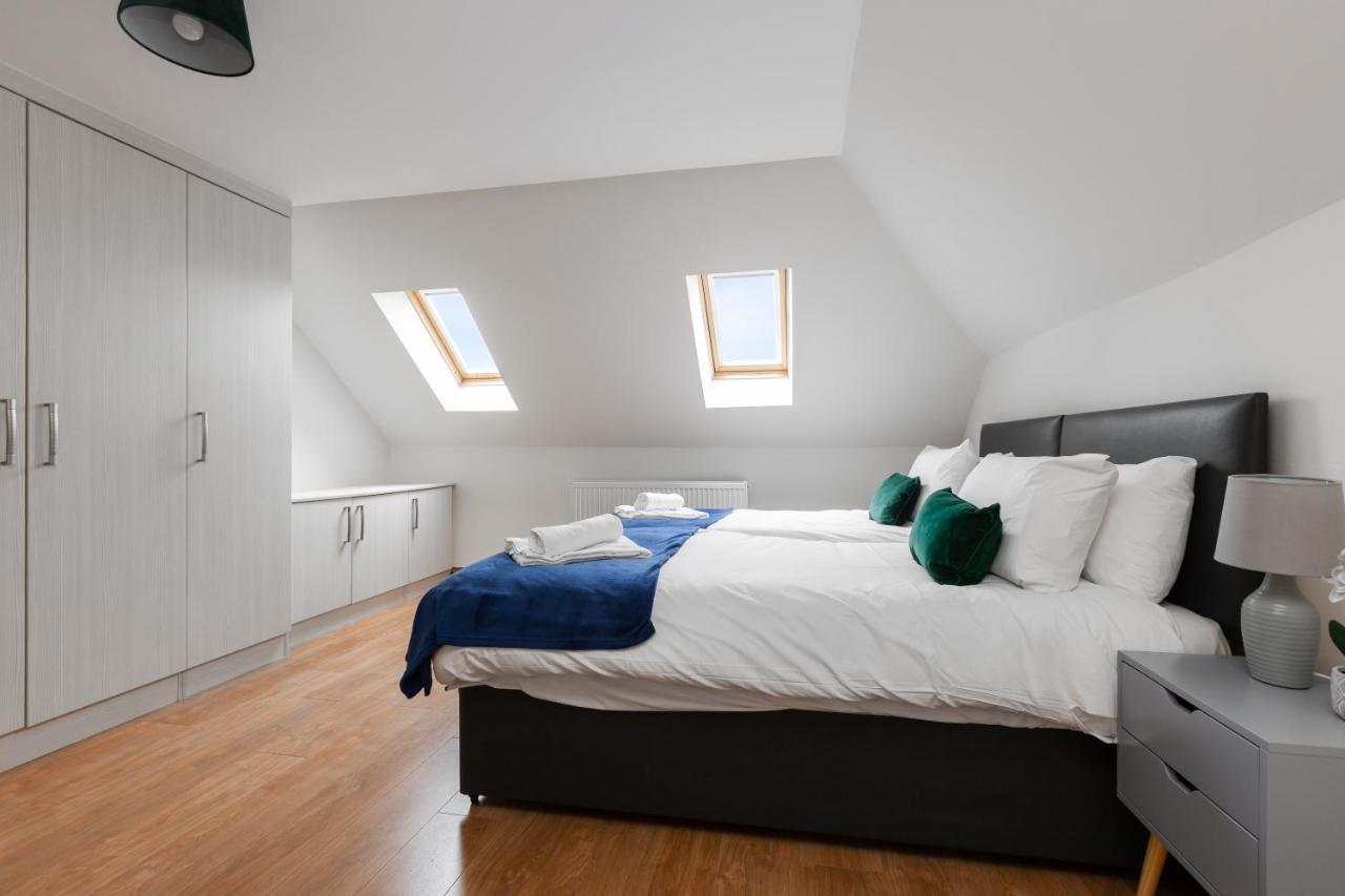 Albert - 5 Bedrooms Sleeps 11 Parking Wi-Fi Contractors Preston  Ngoại thất bức ảnh
