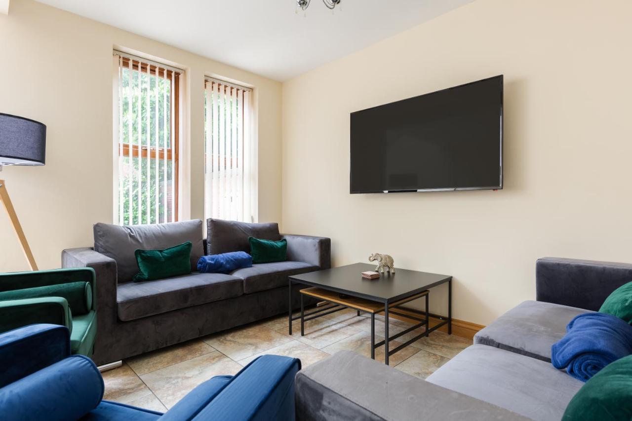 Albert - 5 Bedrooms Sleeps 11 Parking Wi-Fi Contractors Preston  Ngoại thất bức ảnh